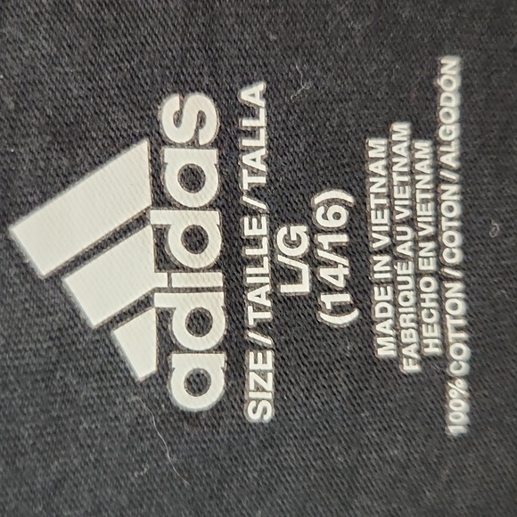 Boys Adidas black tshirt silver spike logo - Picture 3 of 4